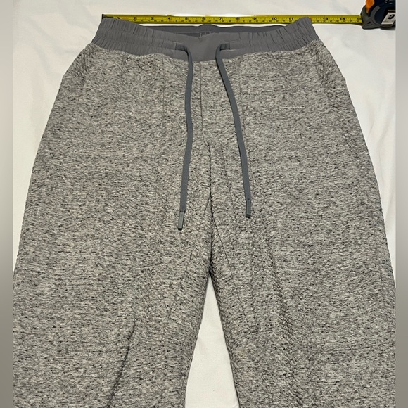 Lululemon At Ease Jogger - Picture 10 of 15